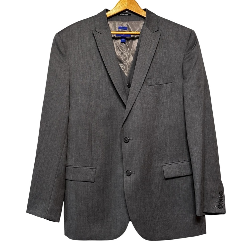 Egara Gray Wool Suit Coat And Vest Size 48 Long/Xxl Slim Fit
